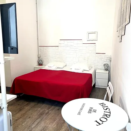 ベッド・アンド・ブレックファスト ルレ コーラ ディ リエンツォ ローマ