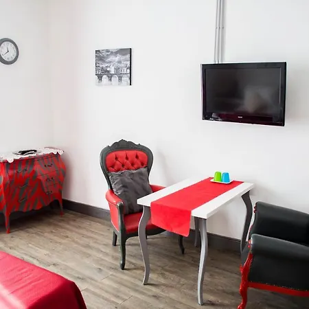 ベッド・アンド・ブレックファスト ルレ コーラ ディ リエンツォ