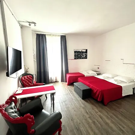 Relais Cola Di Rienzo فندق مبيت وإفطار