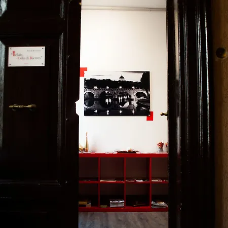 Relais Cola Di Rienzo Alojamento de Acomodação e Pequeno-almoço 3*