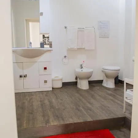 Oda ve Kahvaltı Relais Cola Di Rienzo