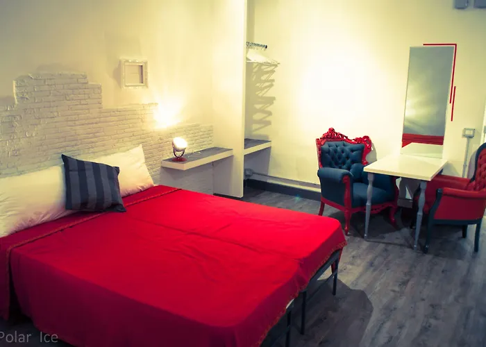 Relais Cola Di Rienzo Bed & Breakfast 4*