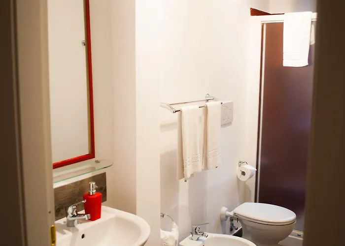 Relais Cola Di Rienzo Bed & Breakfast 4*