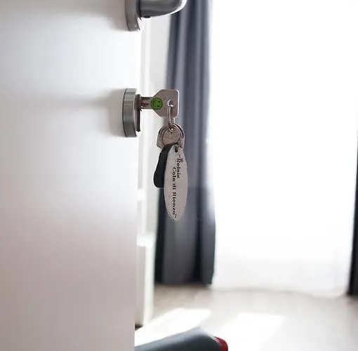 Relais Cola Di Rienzo Bed & Breakfast 4*