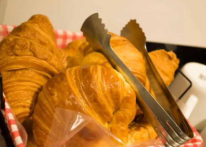 Bed & Breakfast Relais Cola Di Rienzo Rome