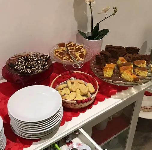 Relais Cola Di Rienzo Oda ve Kahvaltı