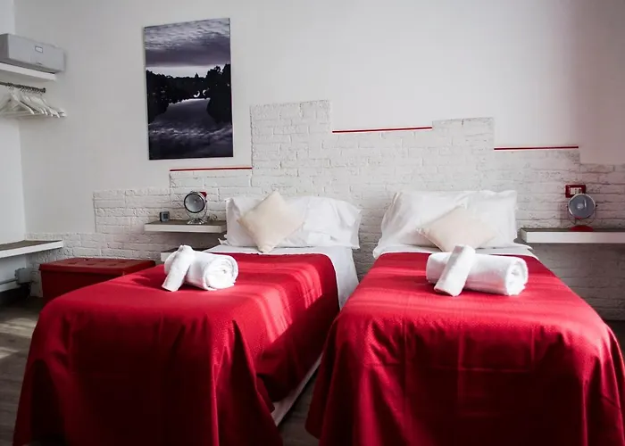 Relais Cola Di Rienzo Oda ve Kahvaltı 4*